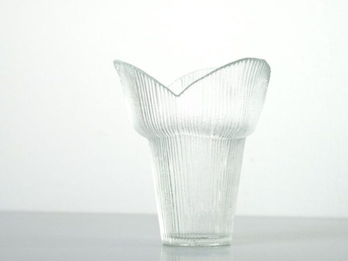 swedish glass vase 1960s 10