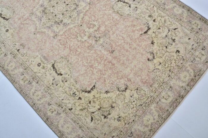 traditional faded hand knotted bedroom rug 4