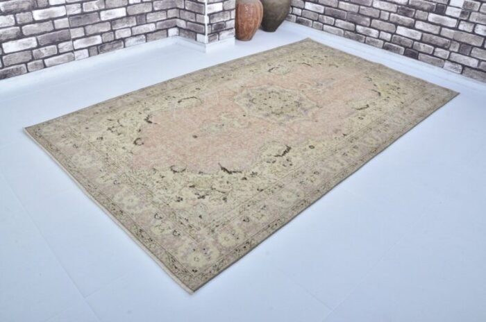 traditional faded hand knotted bedroom rug 5