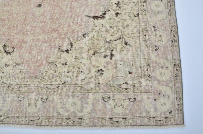 traditional faded hand knotted bedroom rug 7