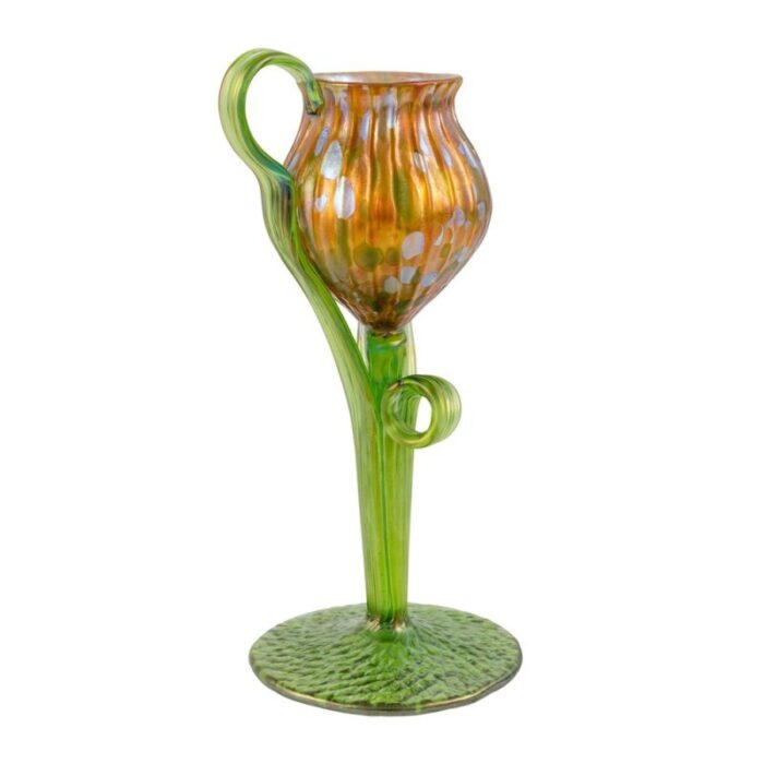 tulip vase from loetz 1899 1