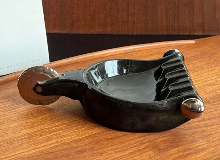 vintage 1950s black ceramic western cowboy spur ashtray catchall 8069