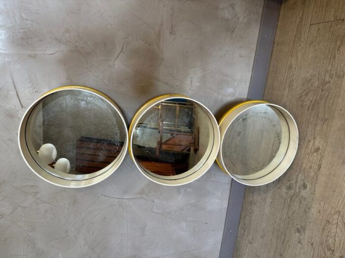 vintage blonde triptych mirror 10