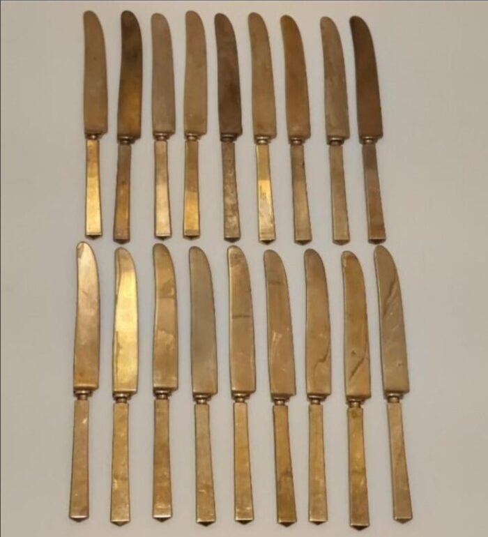 vintage dirilyte bronze flatware for 18 plus serving pieces 120 pieces 8086