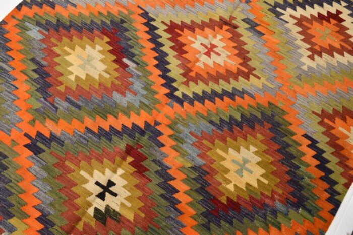 vintage geometric pattern kilim rug 1962 6