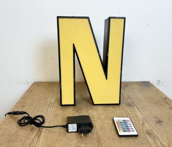 vintage illuminated letter n 1970s 10