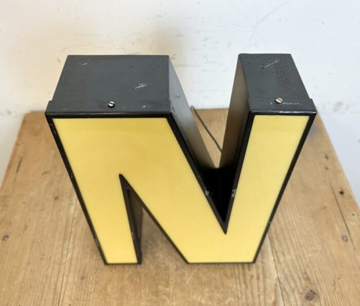 vintage illuminated letter n 1970s 4