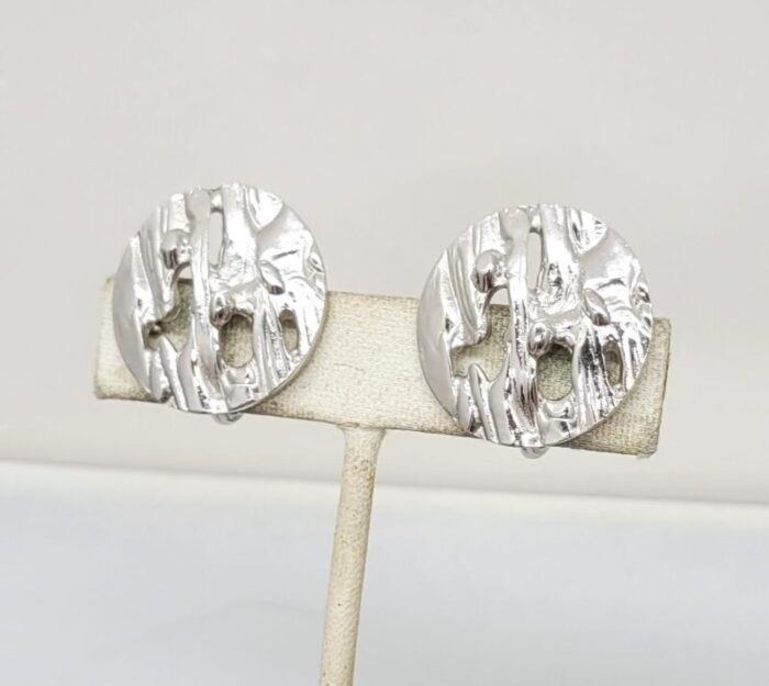 vintage signed crown trifari modernist round rhodium plated clip earrings 2 pieces 1930