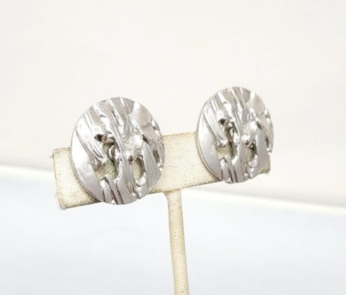 vintage signed crown trifari modernist round rhodium plated clip earrings 2 pieces 4152